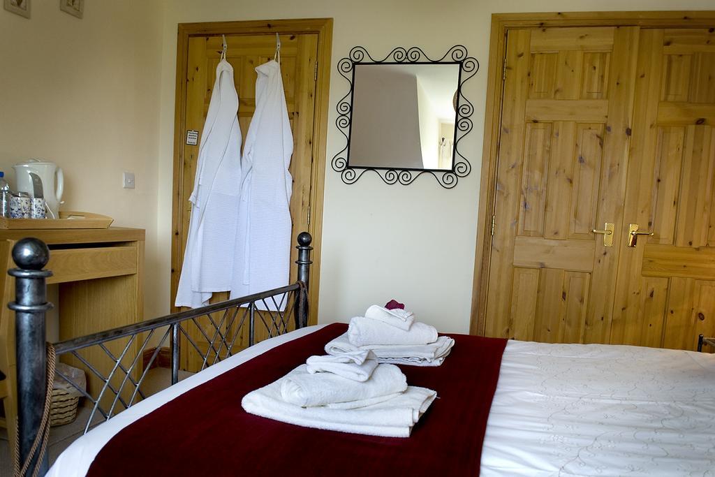 Regal House Bed & Breakfast Seahouses Exterior photo