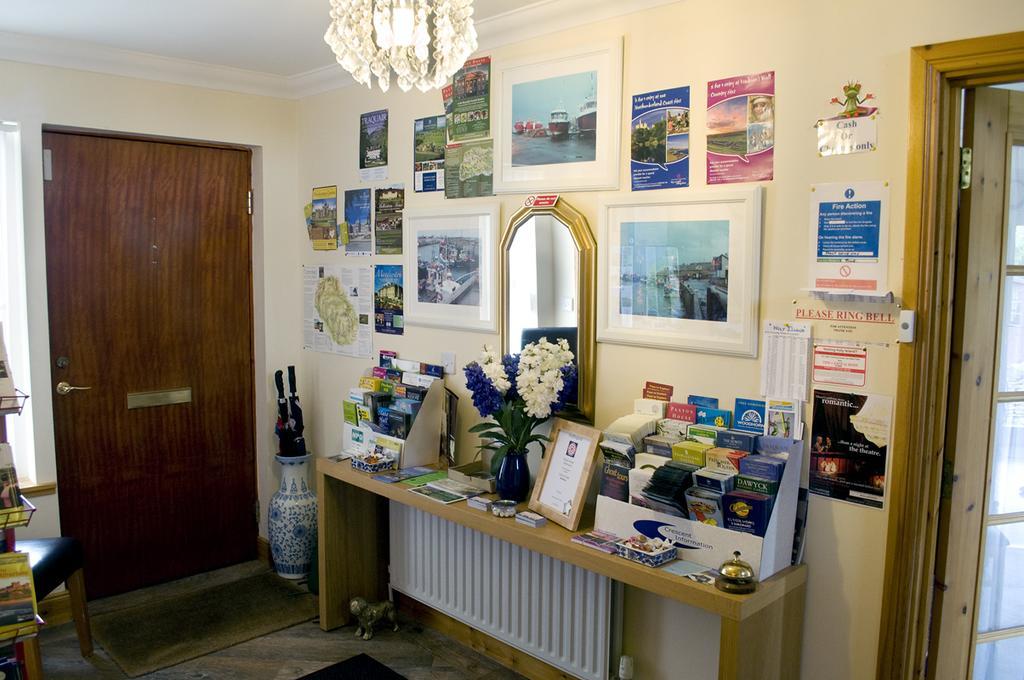 Regal House Bed & Breakfast Seahouses Exterior photo