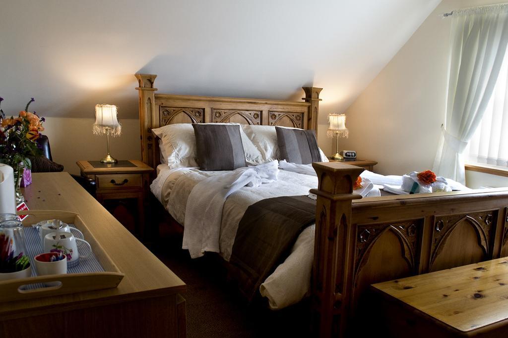 Regal House Bed & Breakfast Seahouses Exterior photo