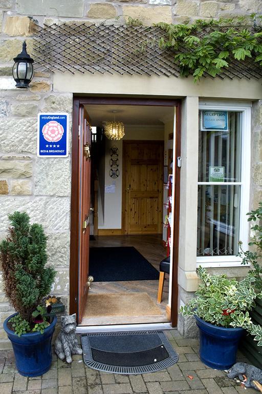 Regal House Bed & Breakfast Seahouses Exterior photo