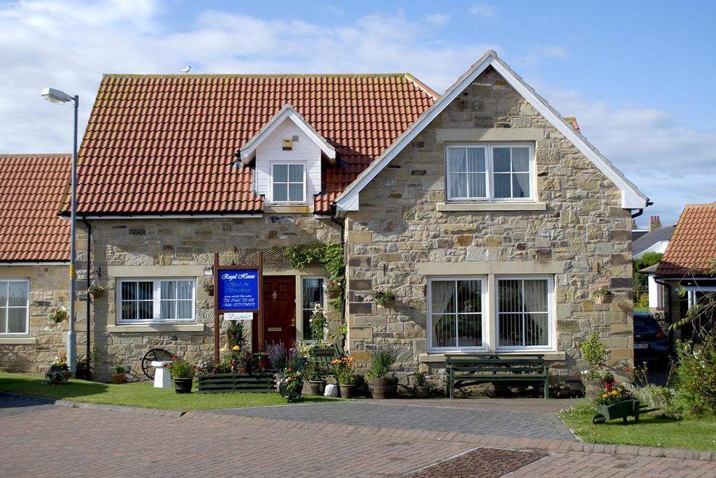 Regal House Bed & Breakfast Seahouses Exterior photo